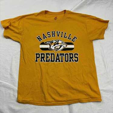 Nashville Predators NHL Hockey Hanes T-Shirt Shor… - image 1