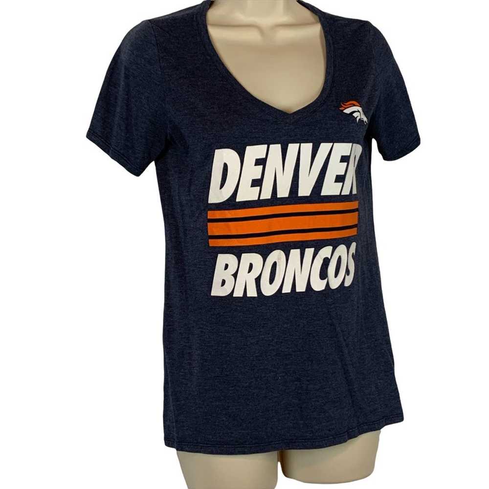 Denver Broncos Nike Womens T-Shirt Gray White Hea… - image 4