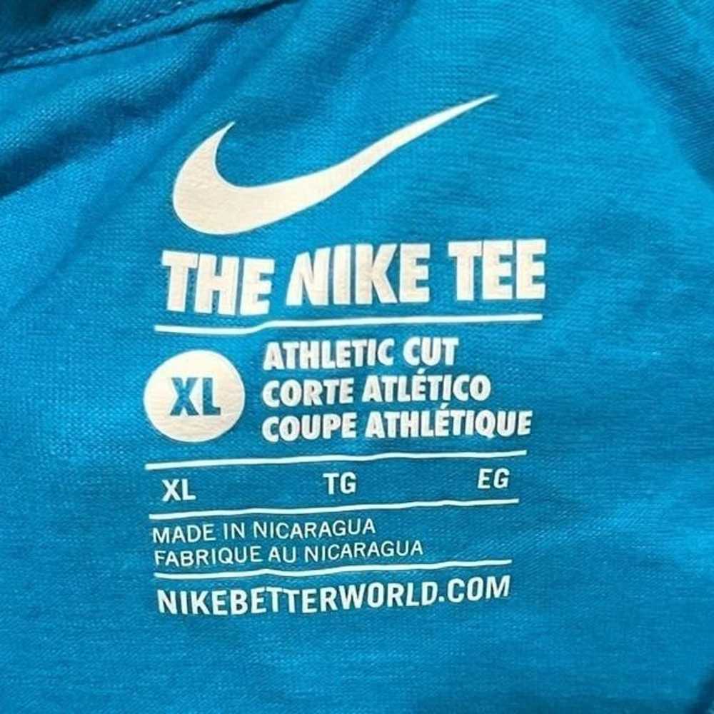 NWOT Nike T-Shirt Short Sleeve Athletic Cut Crew … - image 3