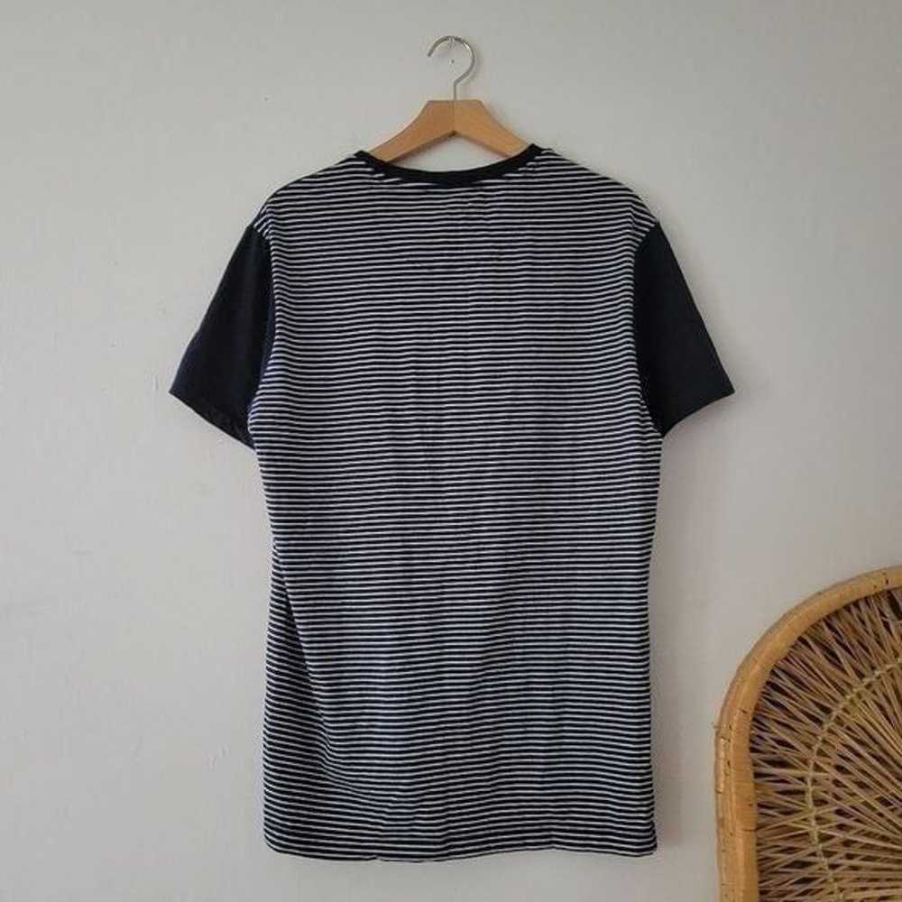 Kenneth Cole New York Navy Blue White Striped T-s… - image 8
