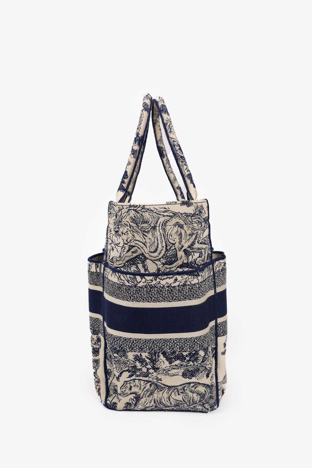 Christian Dior 2020 Navy/White Canvas Embroidered… - image 7
