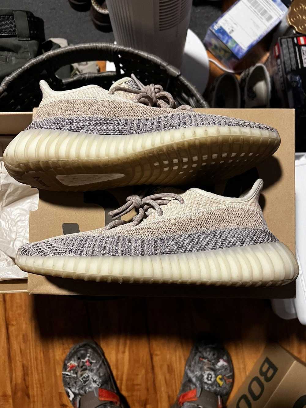 Streetwear Yeezy 350V2 pearl - image 1