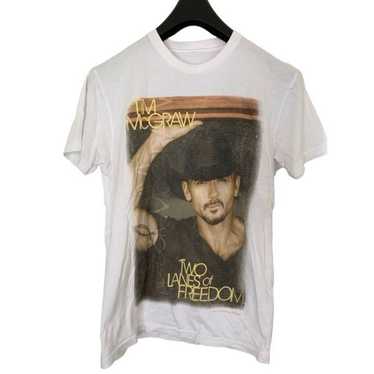Tim McGraw Two Lanes of Freedom 2013 Tour t shirt - image 1