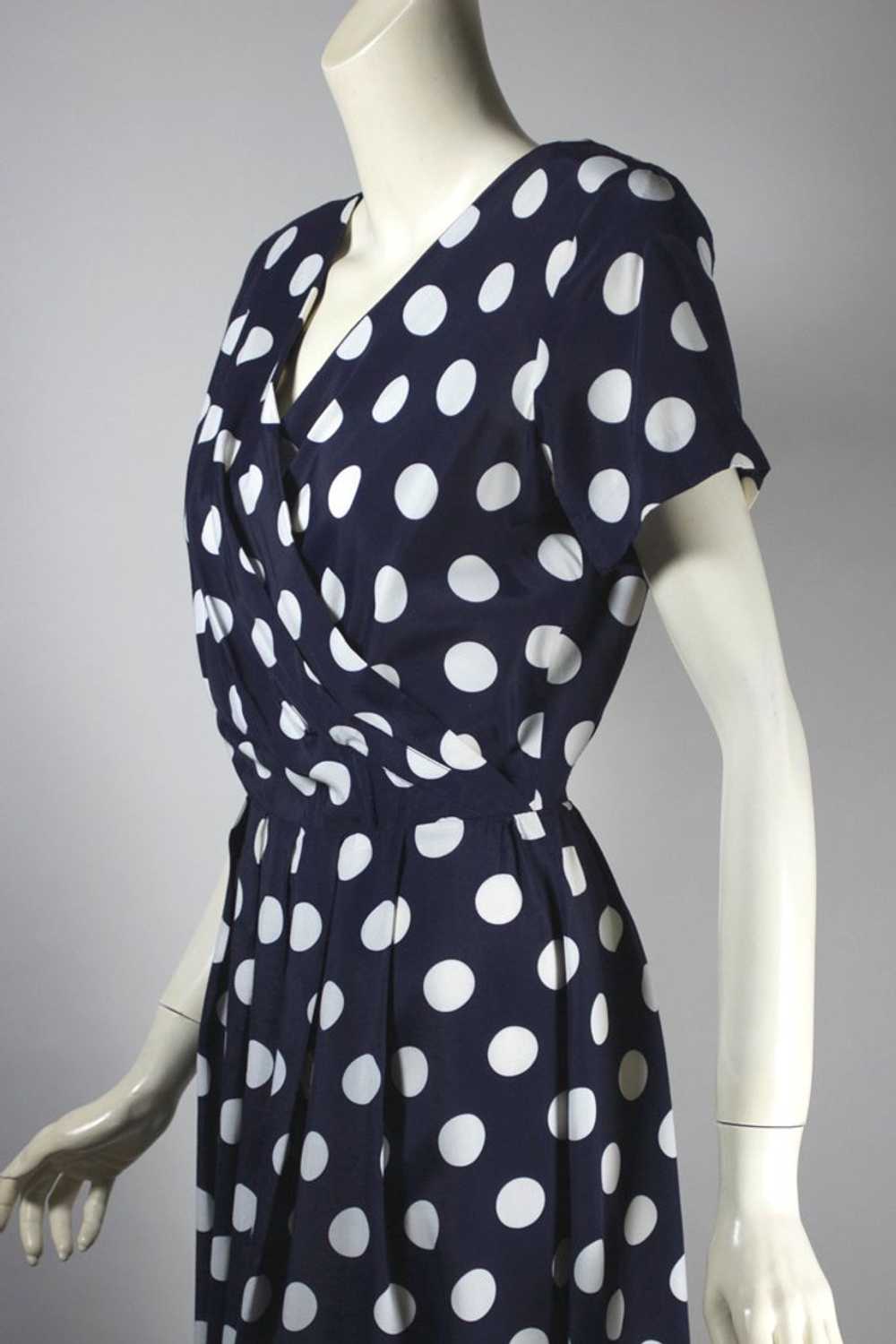 Navy white polka dot 80s dress full pleated skirt… - image 5