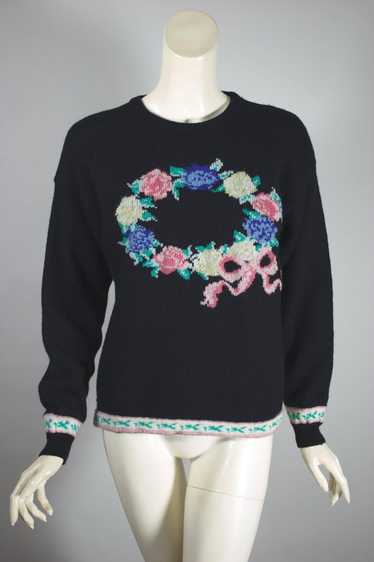 Crewneck 80s sweater black wool flower wreath des… - image 1