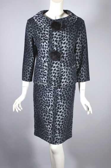 Snow leopard print velveteen 1960s skirt suit XS