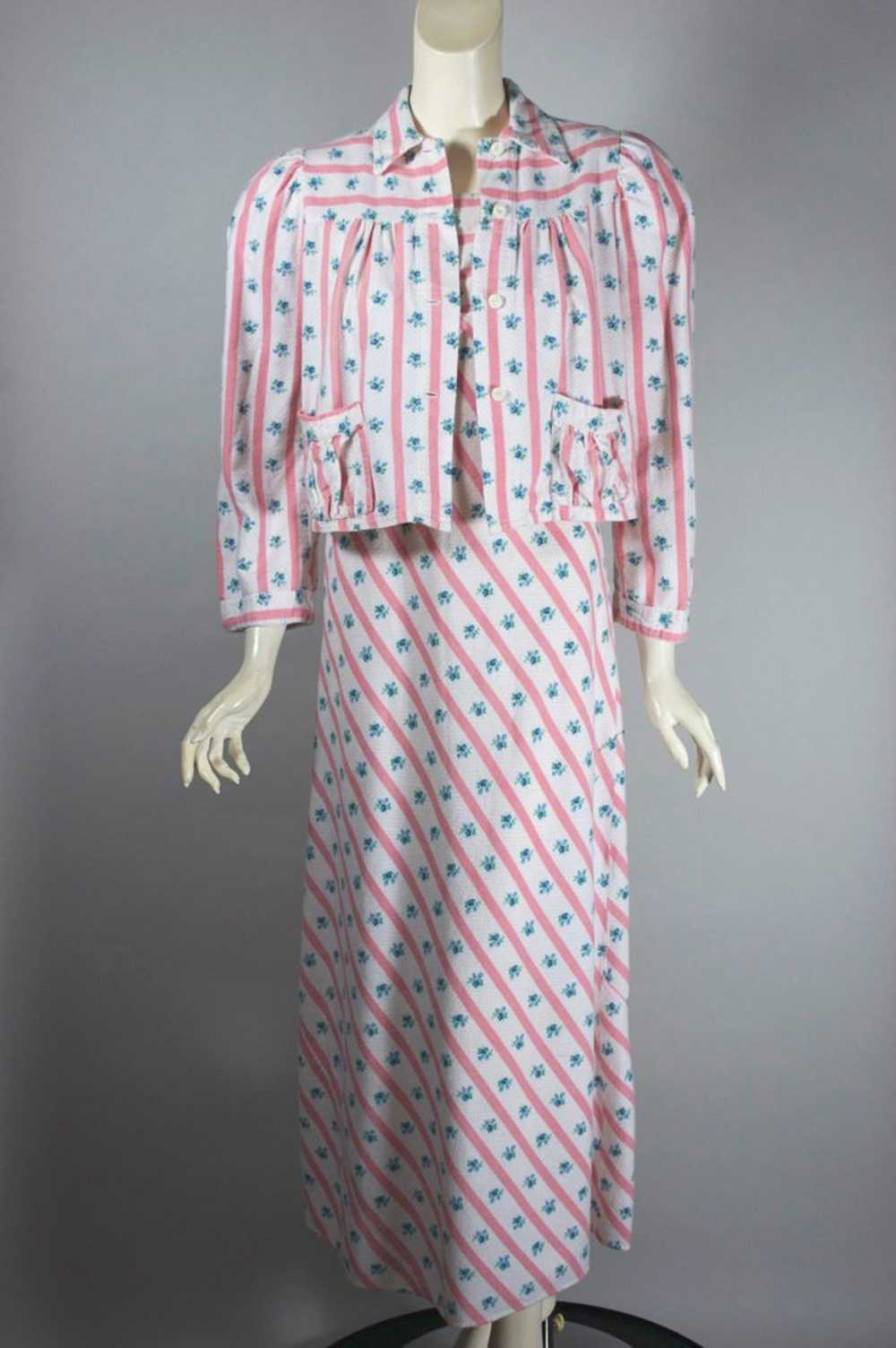 Pink white stripe floral 1930s 40s flannel nightg… - image 1