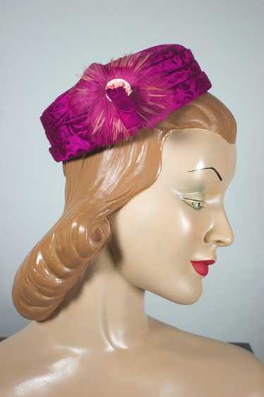 Fuschia hot pink silk 1960s mini pillbox hat feath