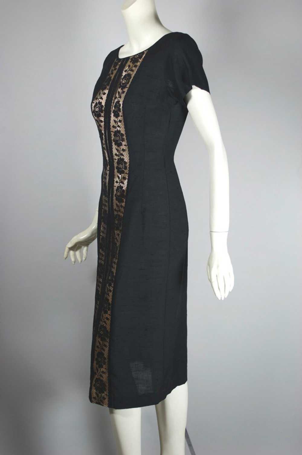 Black roses lace trim sheath dress late 1950s XS-S - image 3
