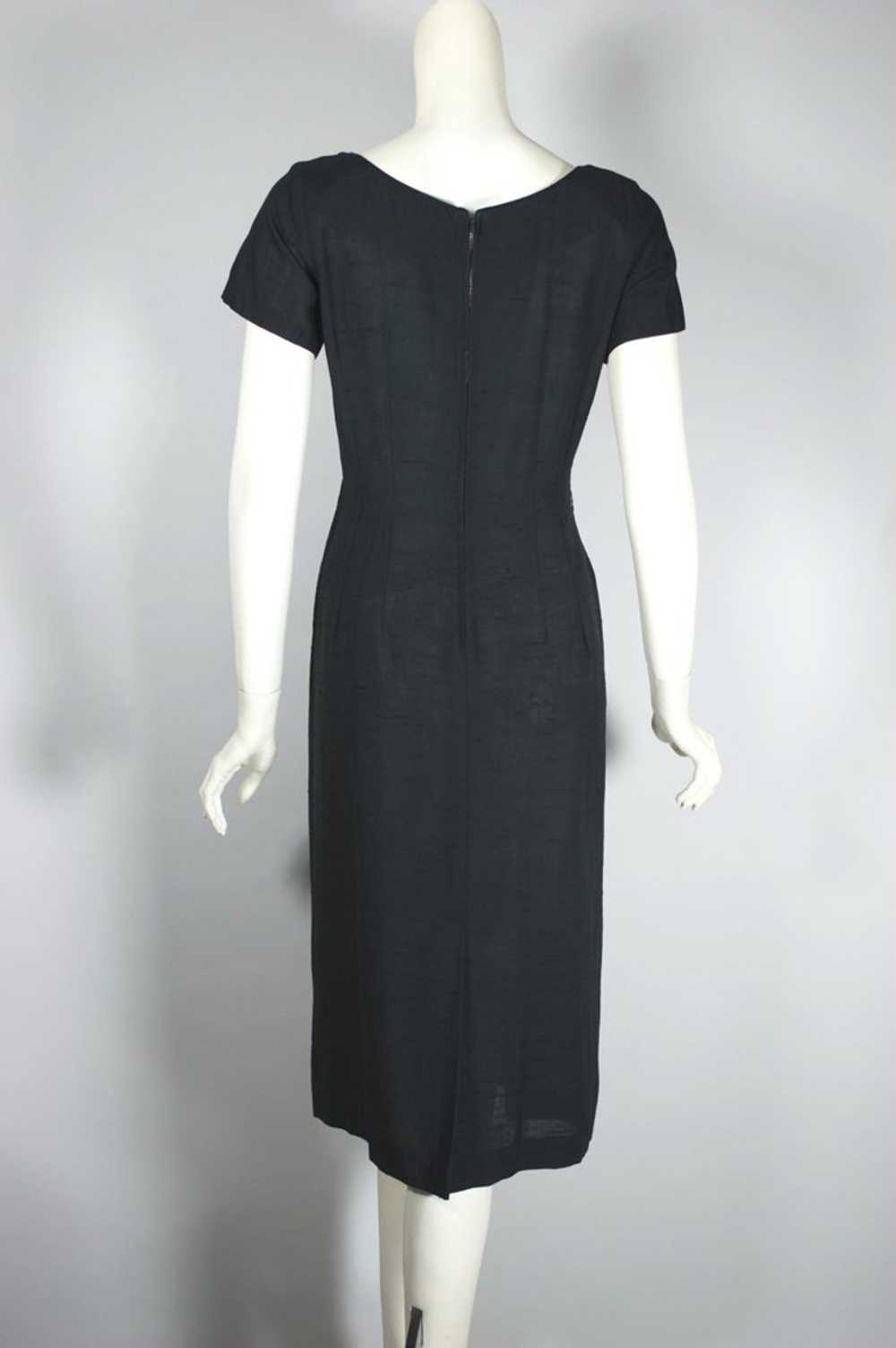 Black roses lace trim sheath dress late 1950s XS-S - image 5