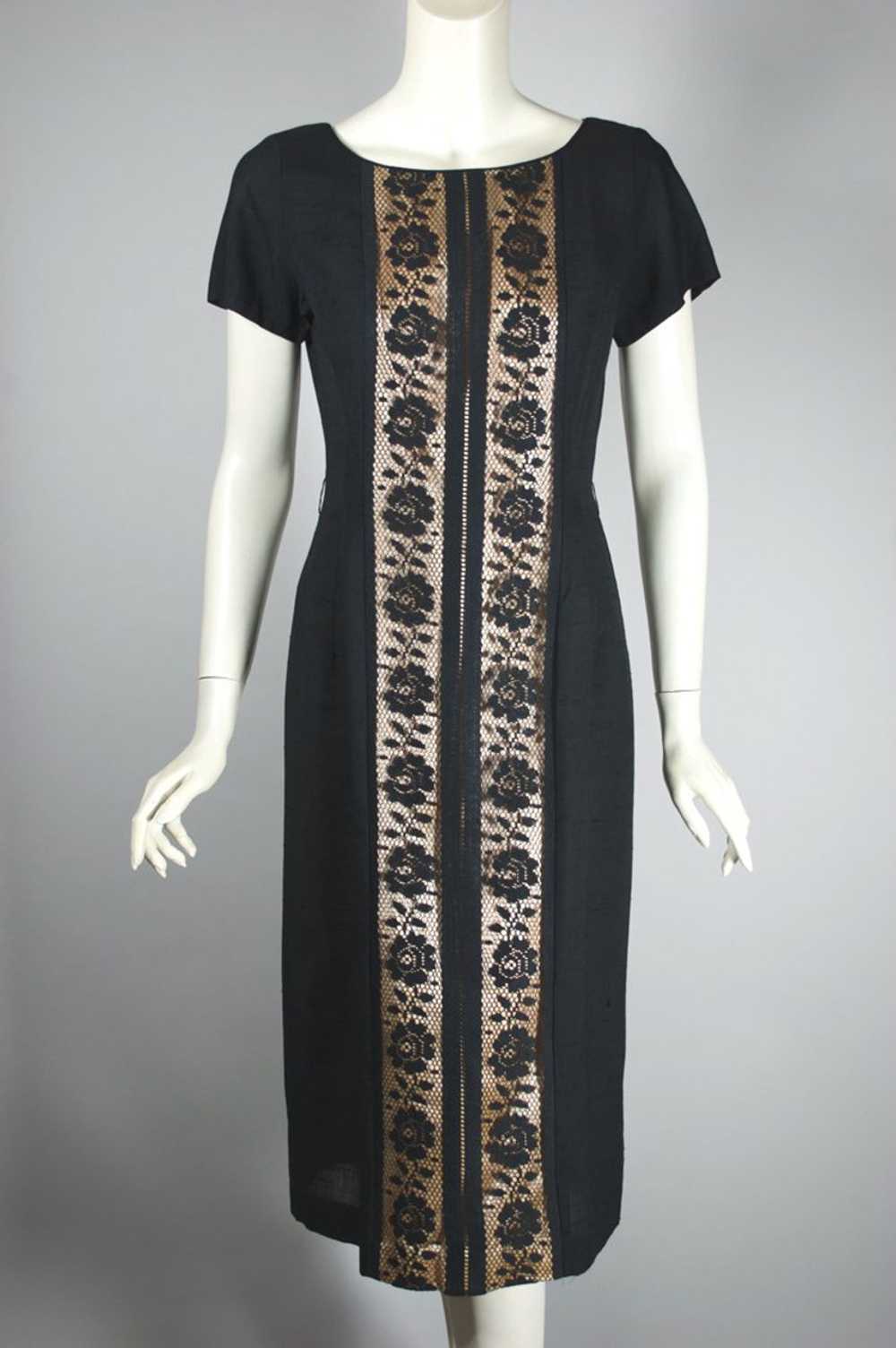 Black roses lace trim sheath dress late 1950s XS-S - image 8