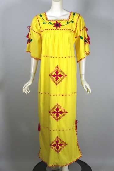 Sunny yellow embroidered 1960s 70s maxi dress XS-S