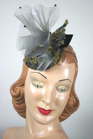 Formé Millinery fascinator hat tweed tulle 2000s