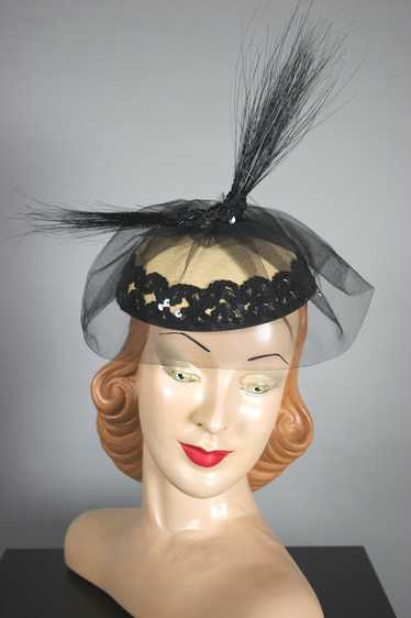 Tall black feathers cocktail hat fascinator 80s 19