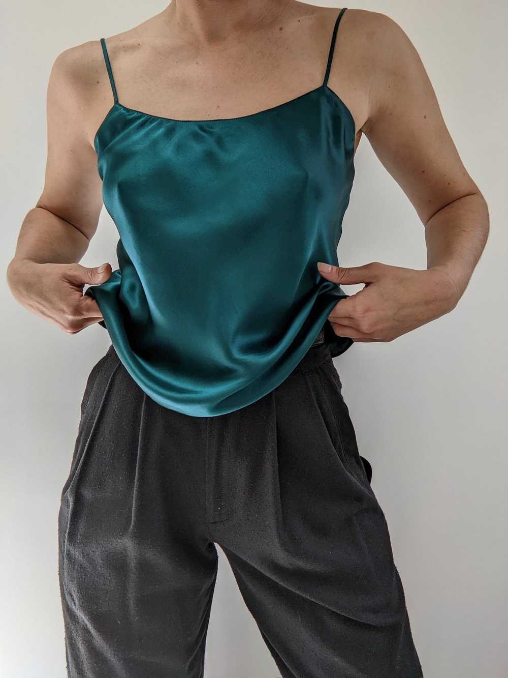 90s Emerald Silk Camisole - image 2