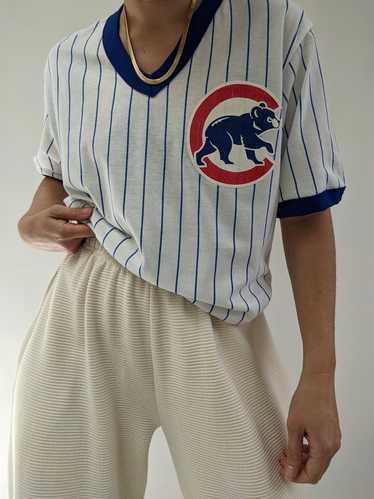 Vintage Chicago Cubs V-Neck T-Shirt