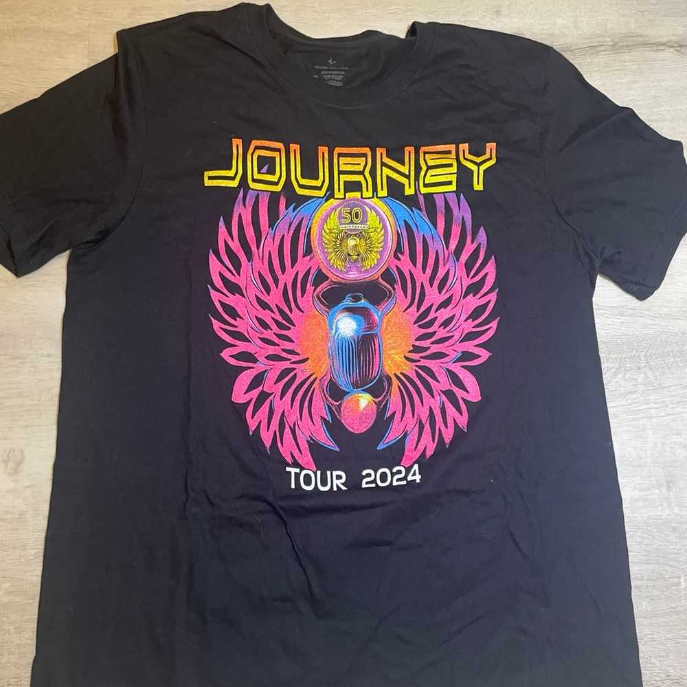 Journey 2024 Music Band Tour Tshirt Size Large - image 1