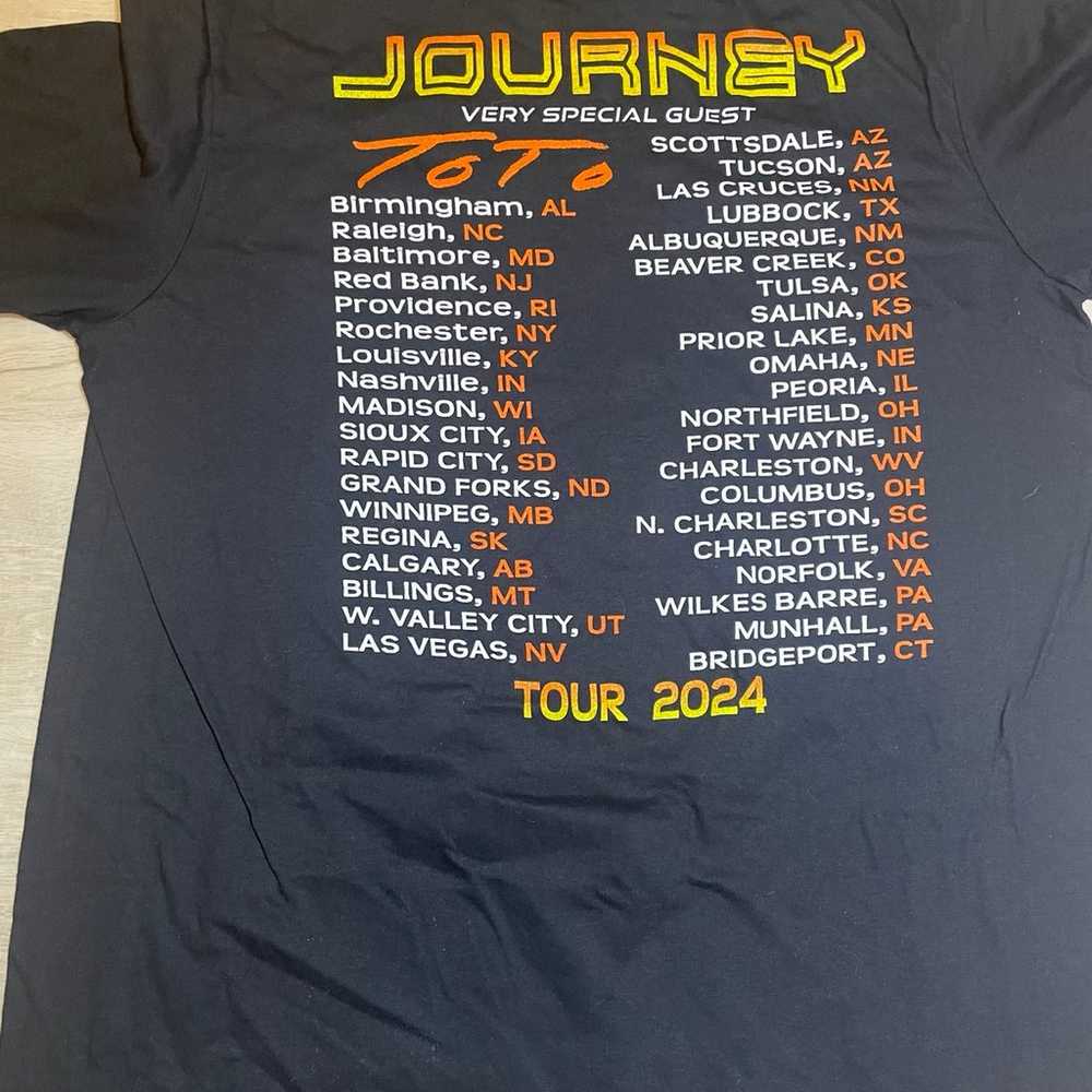 Journey 2024 Music Band Tour Tshirt Size Large - image 2