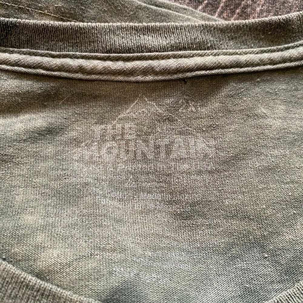 4 Vintage The Mountain T-shirts - image 9