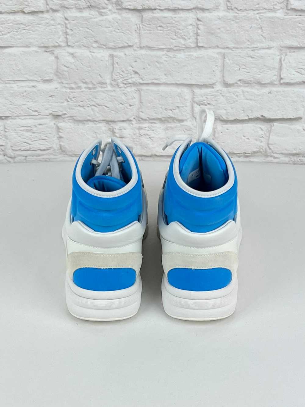 Chanel SS18 Fluo Blue CC Sneakers, Size 38, White… - image 4