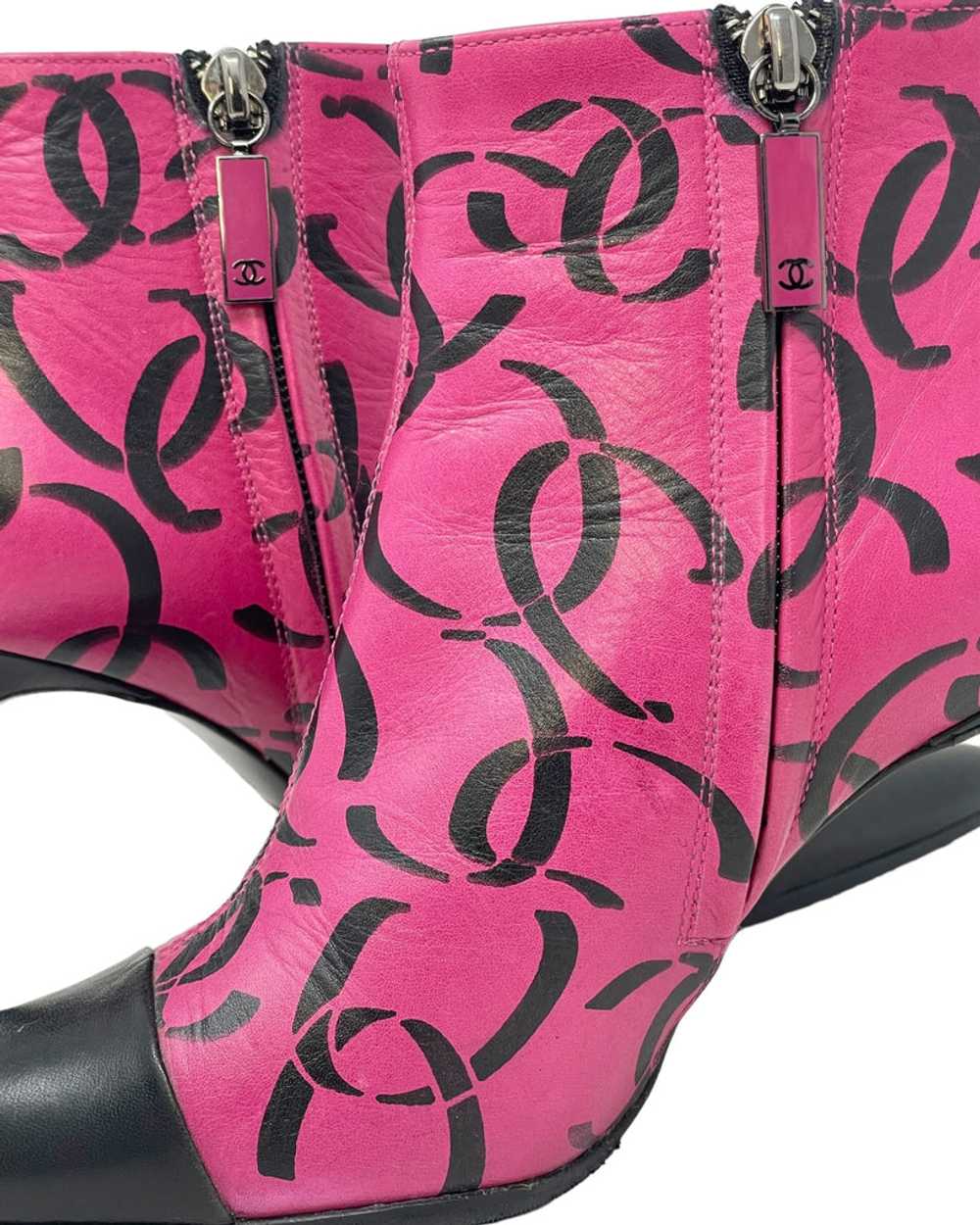 Chanel CC Logo Magenta Leather Ankle Boots, AW00,… - image 6