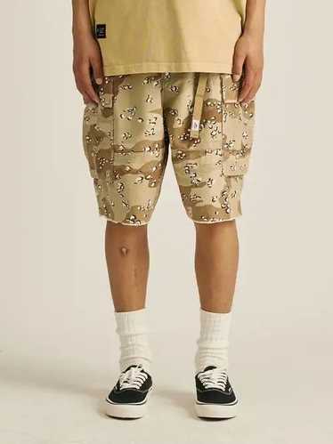 Custom × Streetwear × Vintage camo cargo shorts