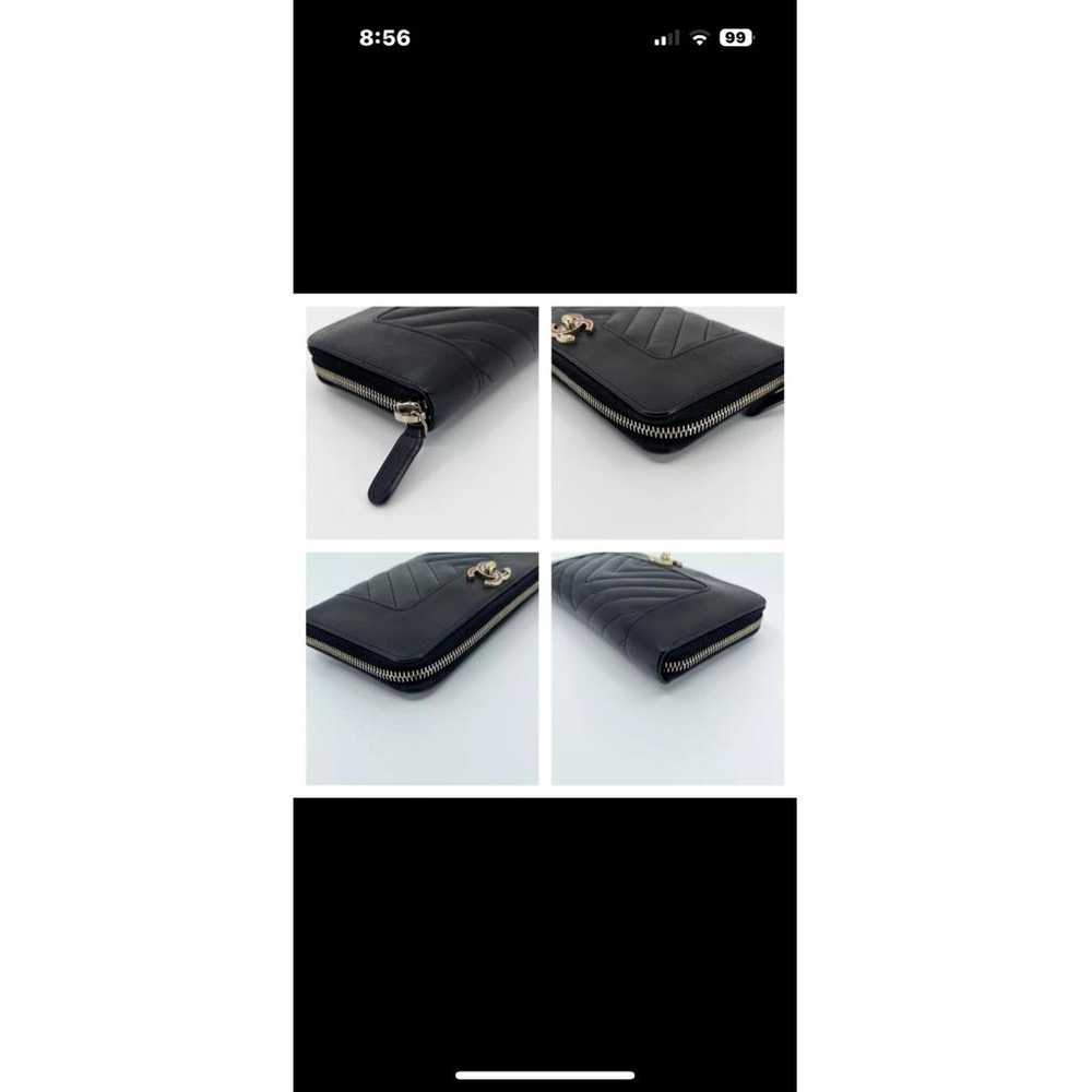 Chanel Boy leather clutch bag - image 6