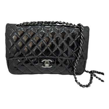 Chanel Timeless/Classique patent leather crossbody