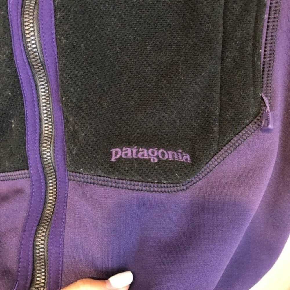 Patagonia Zip Up Jacket Medium Purple Black - image 2