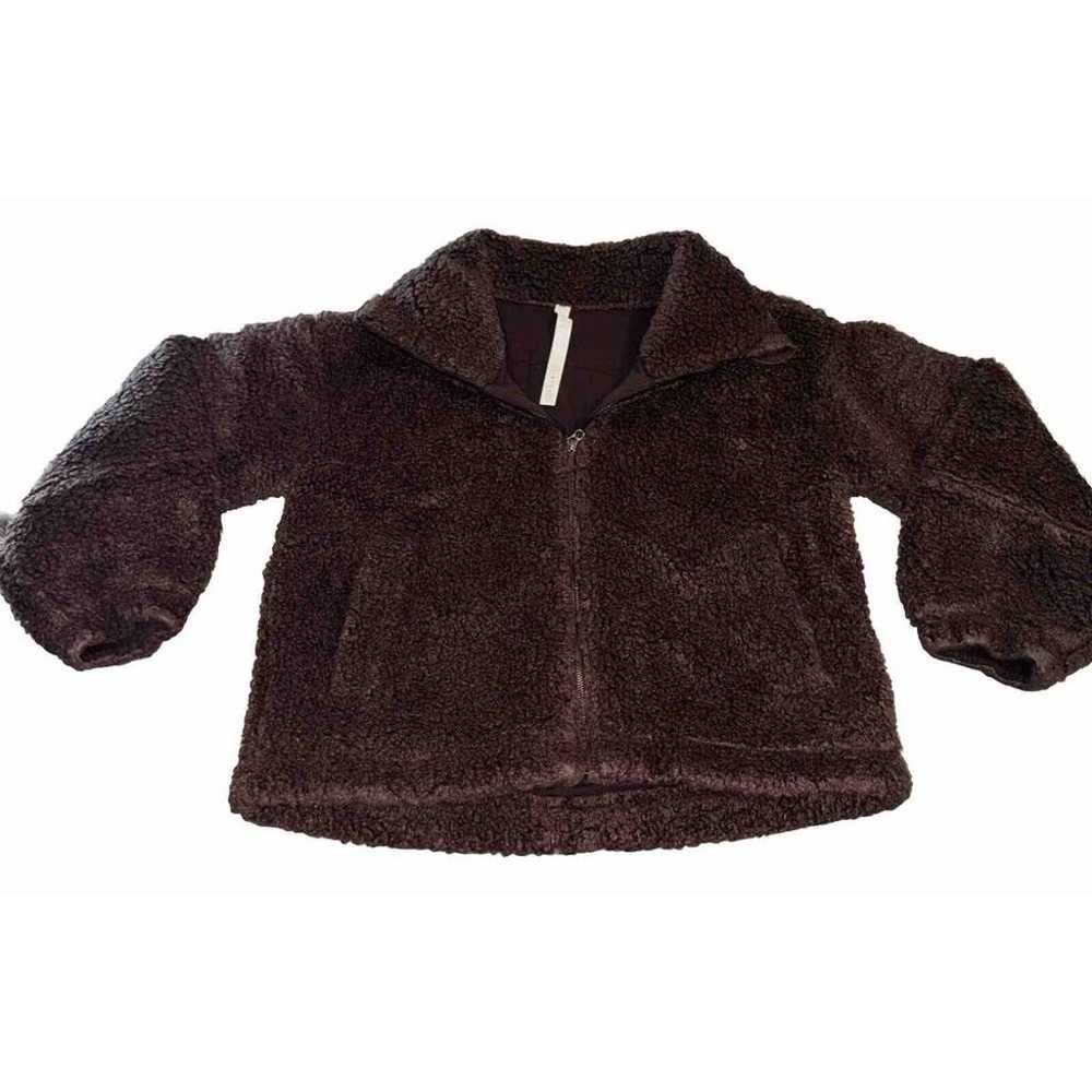 Lululemon Fuzzy Jacket Women Size 8 Brown Furry F… - image 1