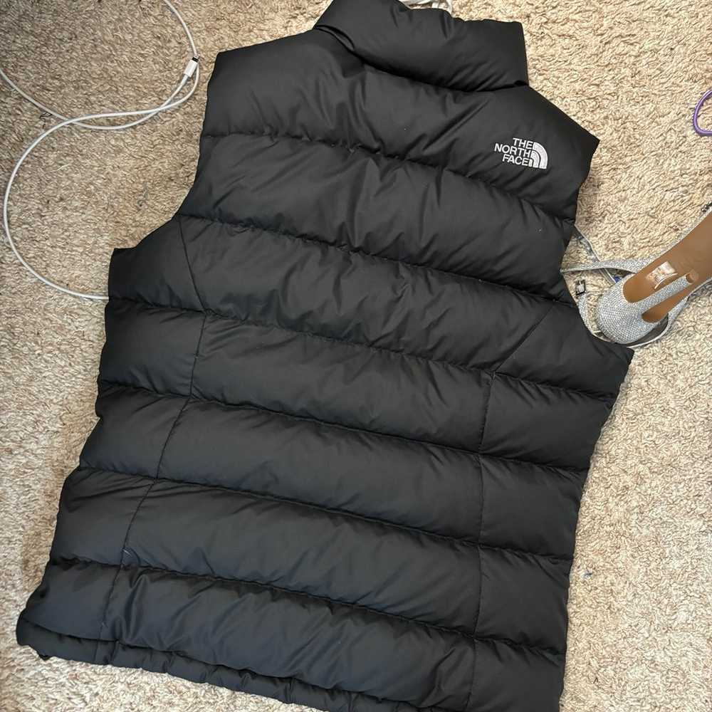 north face puffer vest - image 2