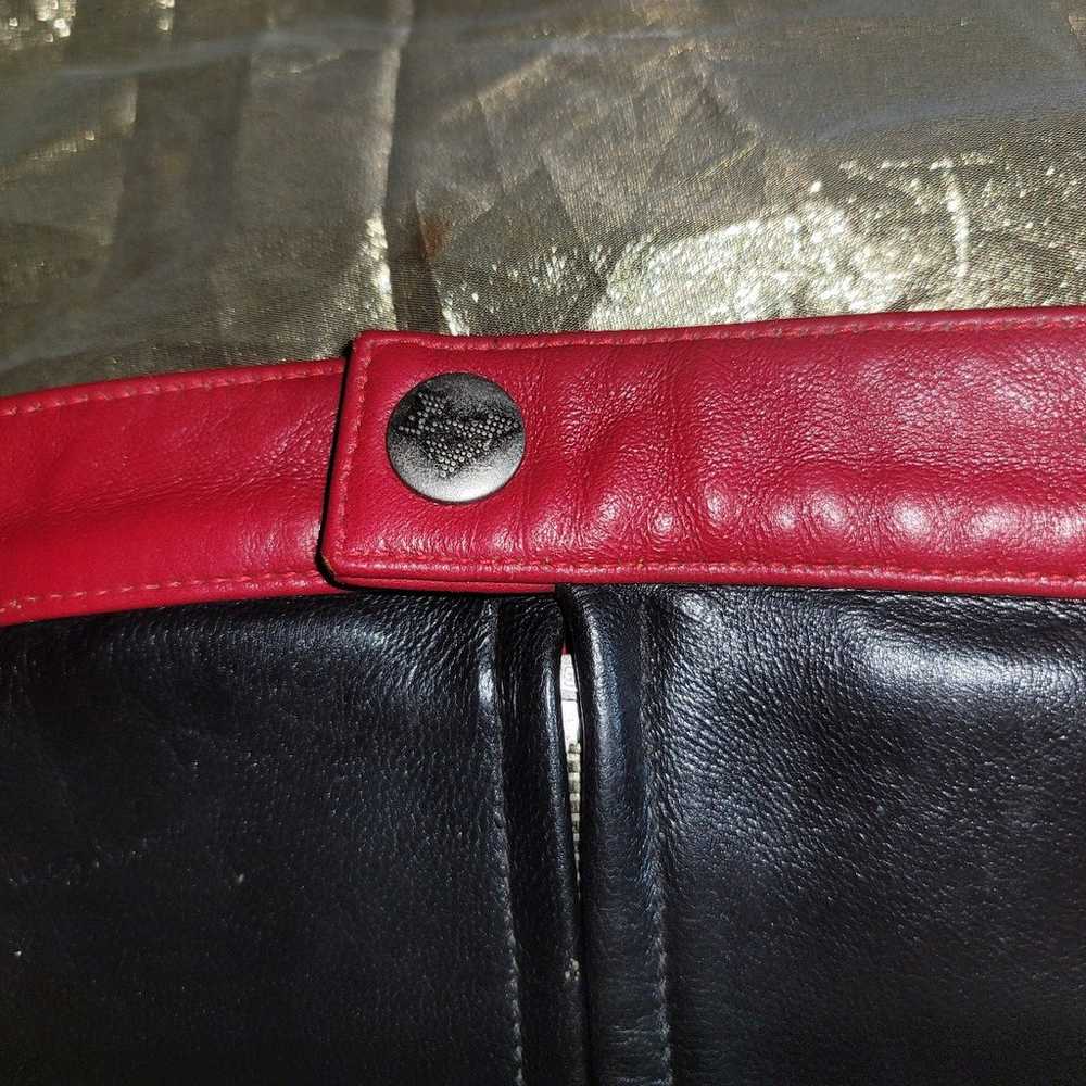 Avirex women's leather jacket - image 7