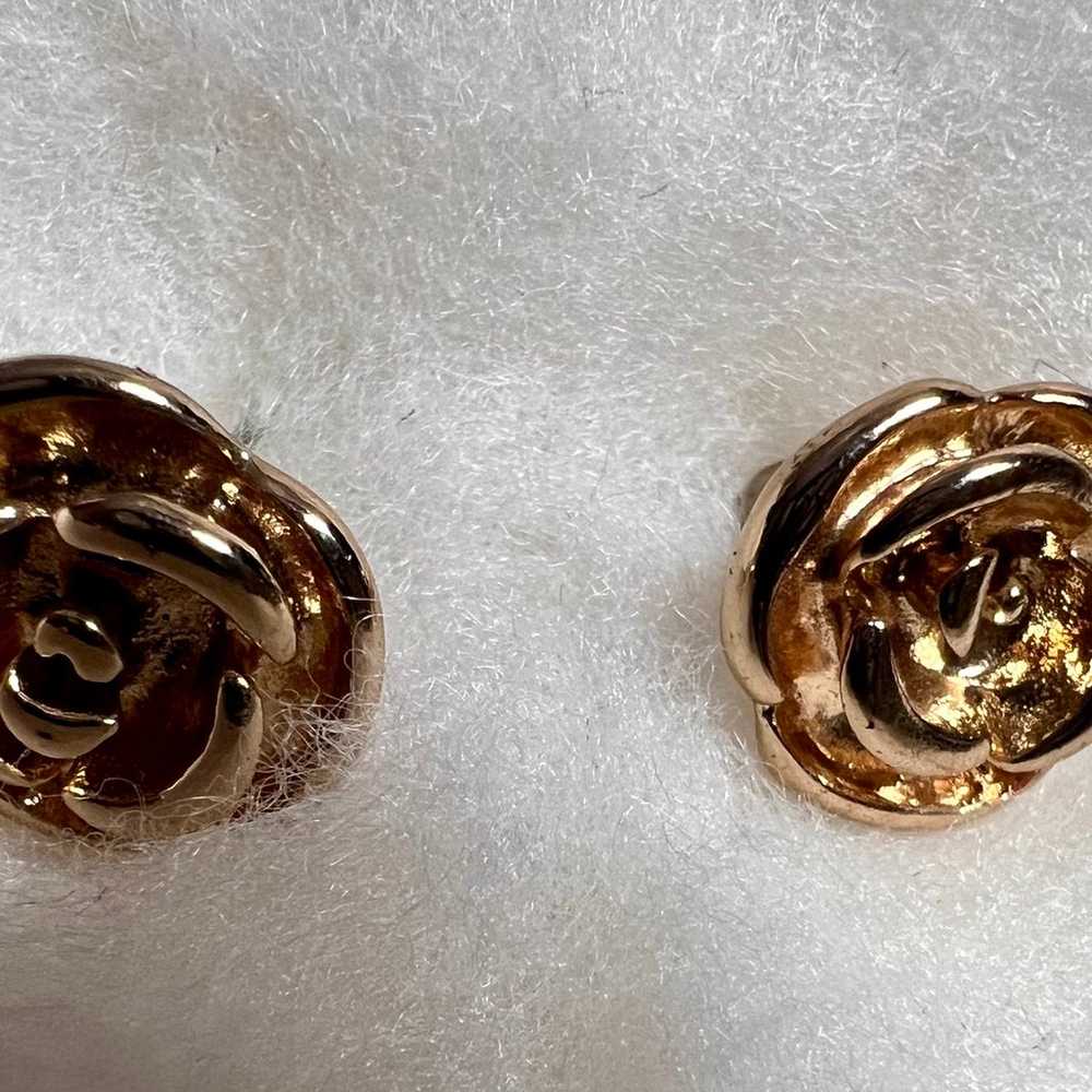 Vintage NOS Gold Plated Flower Earrings, 80s Ons … - image 2