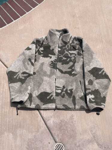 Essentials Essentials camo fleece jacket