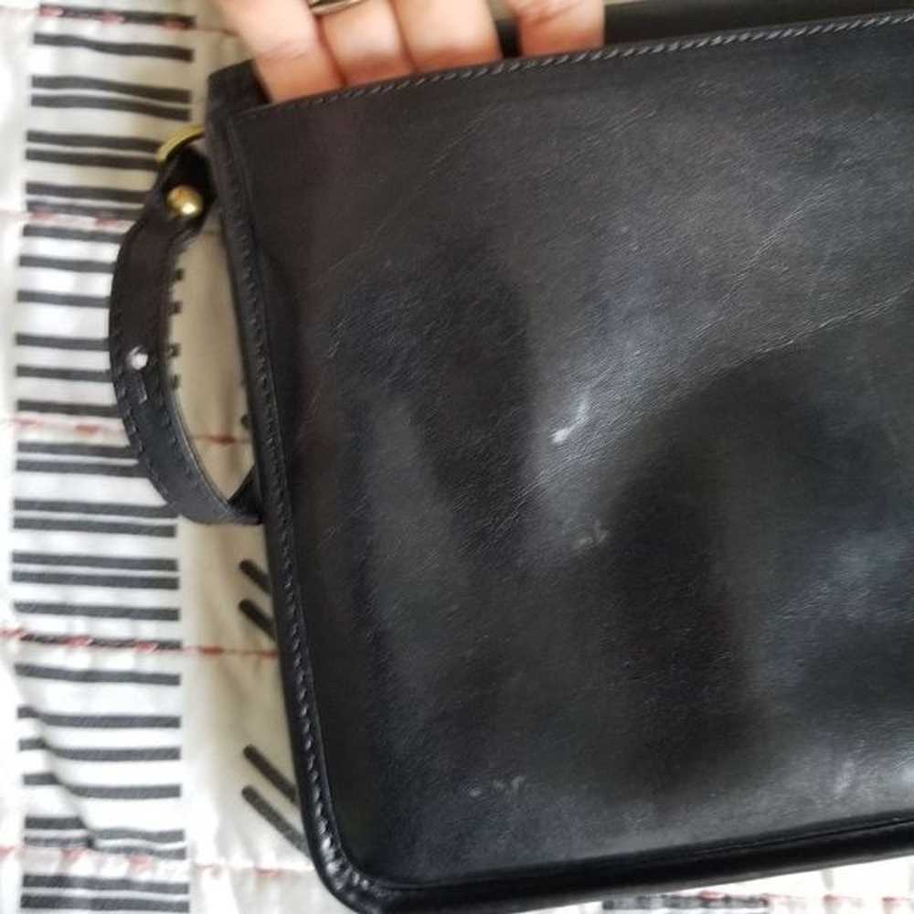 Vintage Brahmin Black Flap Crossbody Bag - image 8