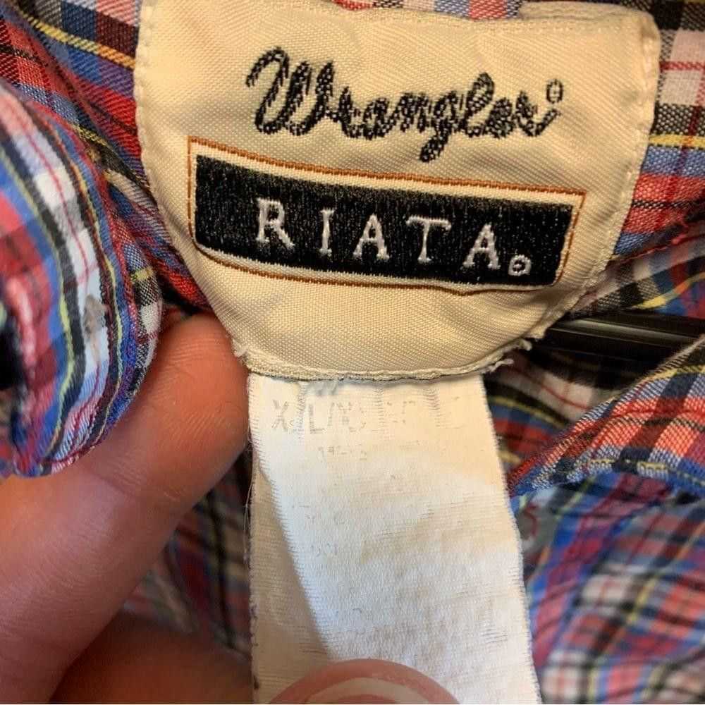 Wrangler Men’s Wrangler Riata Button Down Shirt - image 3