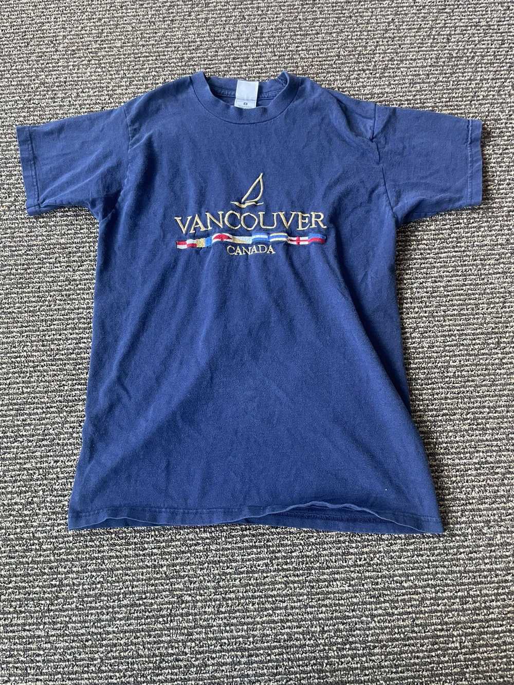 Fruit Of The Loom × Made In Canada × Vintage Vint… - image 1