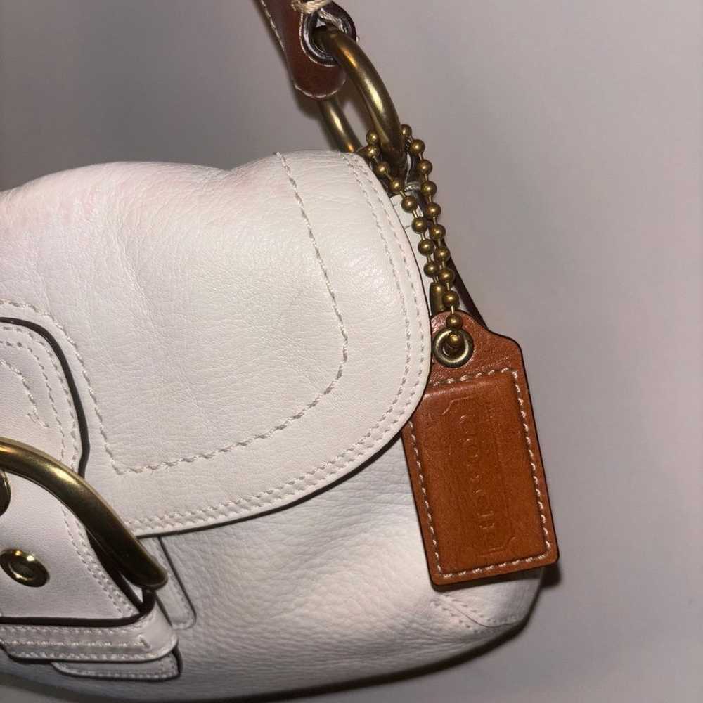 COACH SoHo Bag White Pebbled Leather EUC - image 12