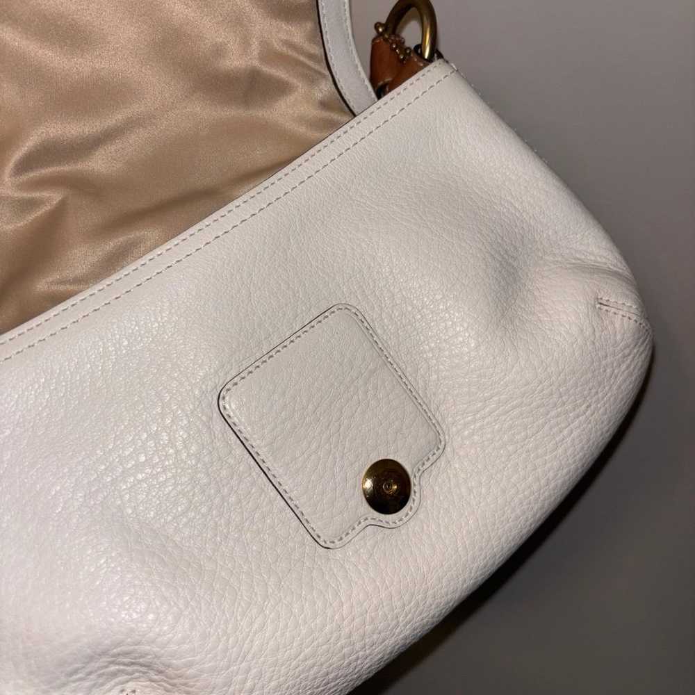COACH SoHo Bag White Pebbled Leather EUC - image 9