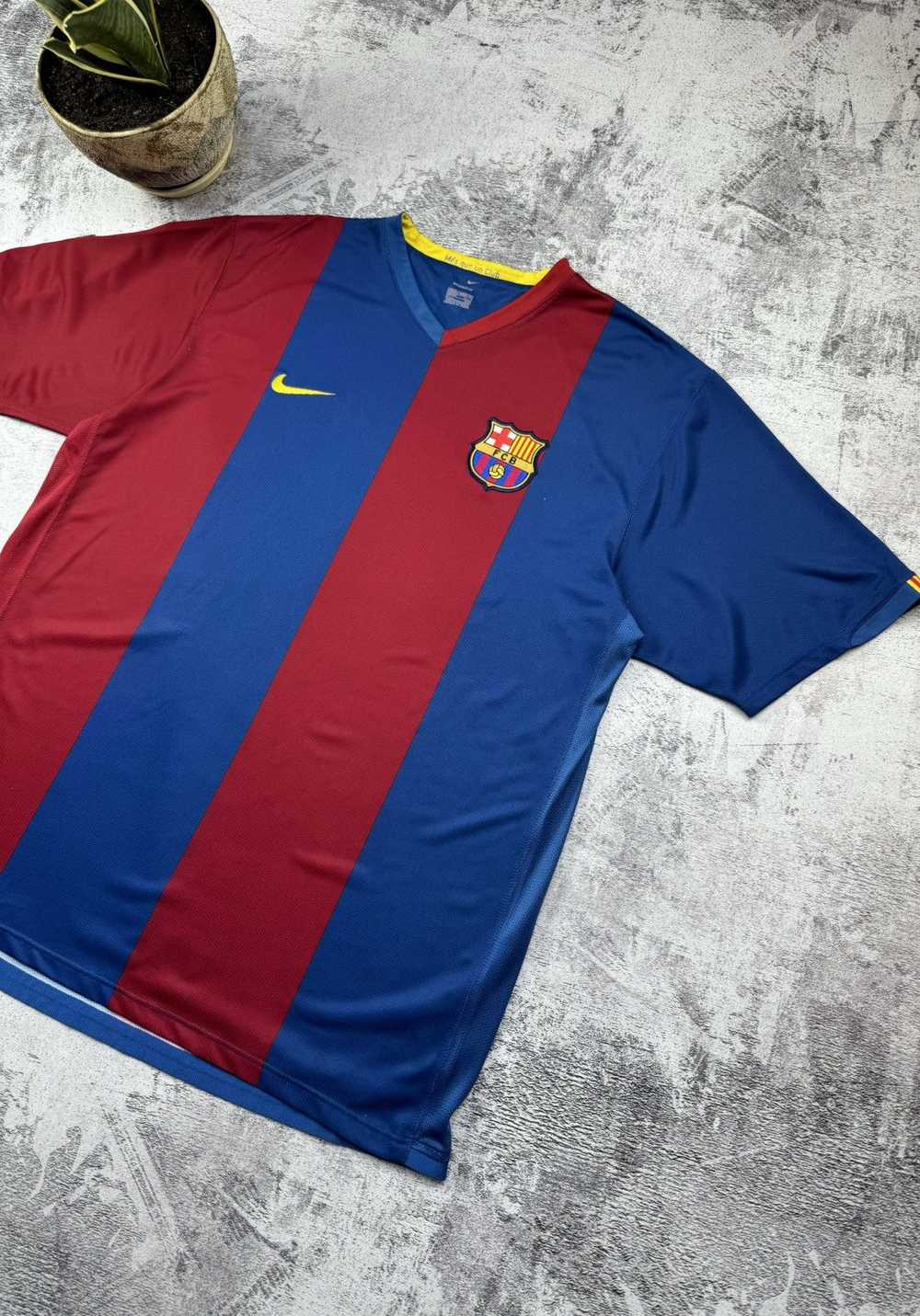 F.C. Barcelona × Nike × Soccer Jersey Vintage 200… - image 4