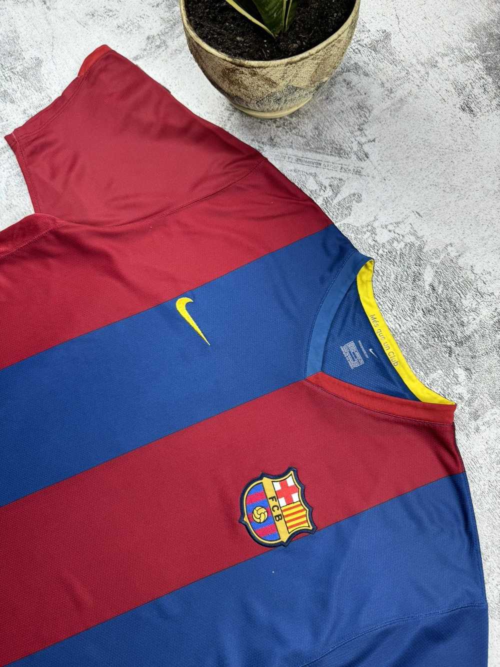 F.C. Barcelona × Nike × Soccer Jersey Vintage 200… - image 7