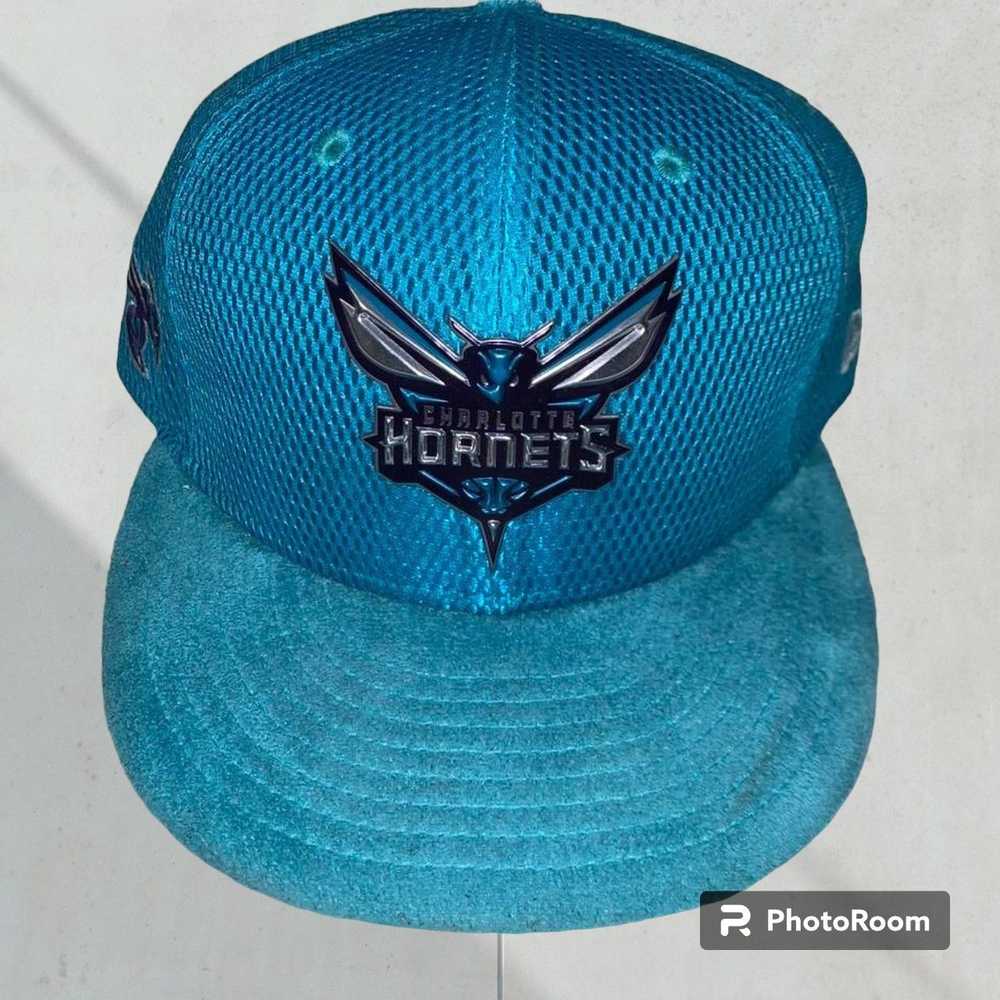 NBA Charlotte Hornets Hat New Era 59Fifty On Cour… - image 1