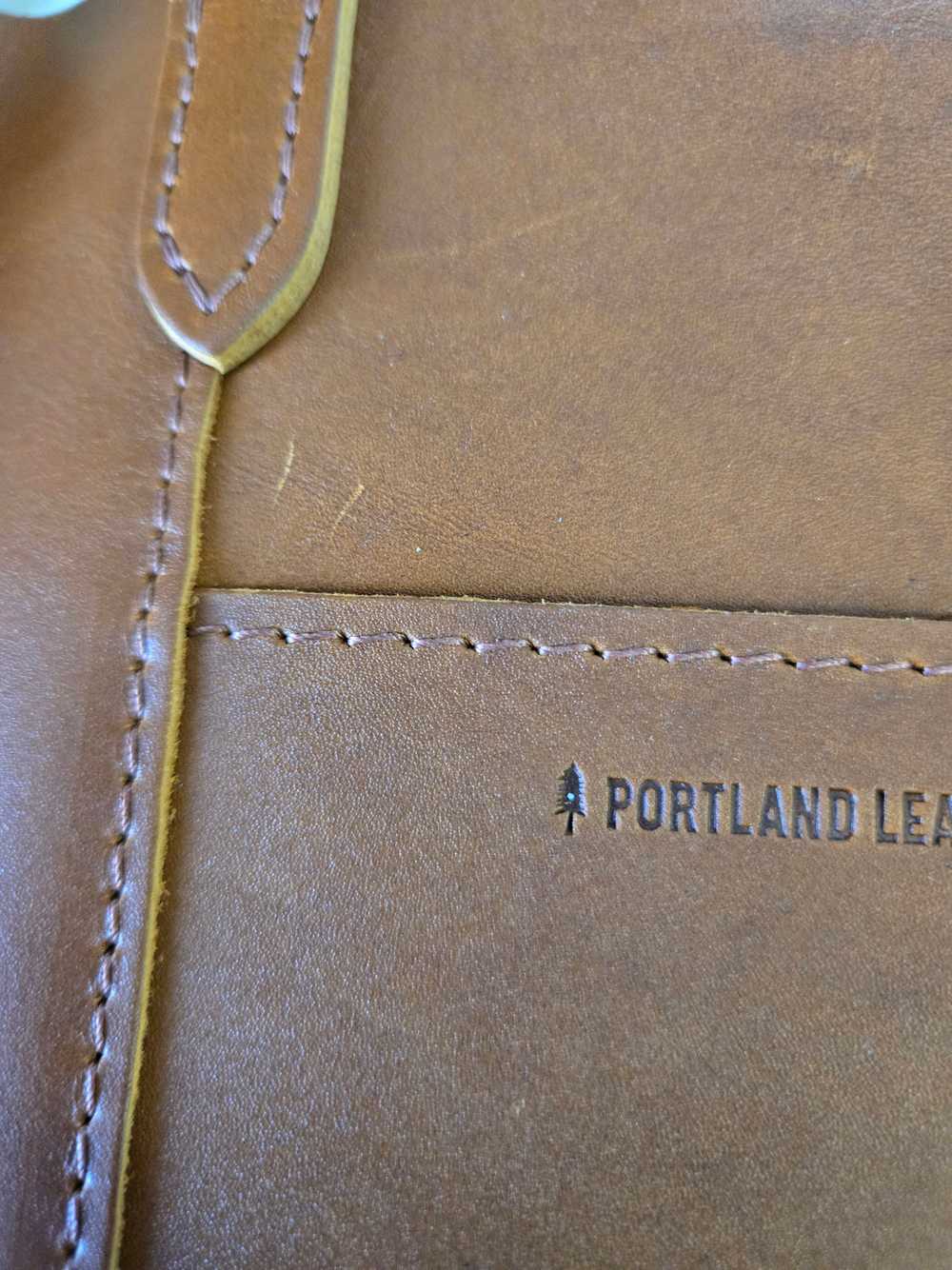 Portland Leather 'Almost Perfect' Lola Crossbody … - image 9