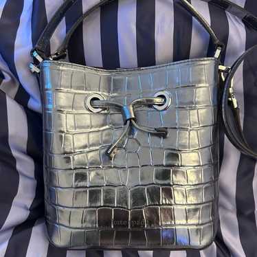 Kate Spade Small Eva Bucket Bag in Metallic Croc … - image 1