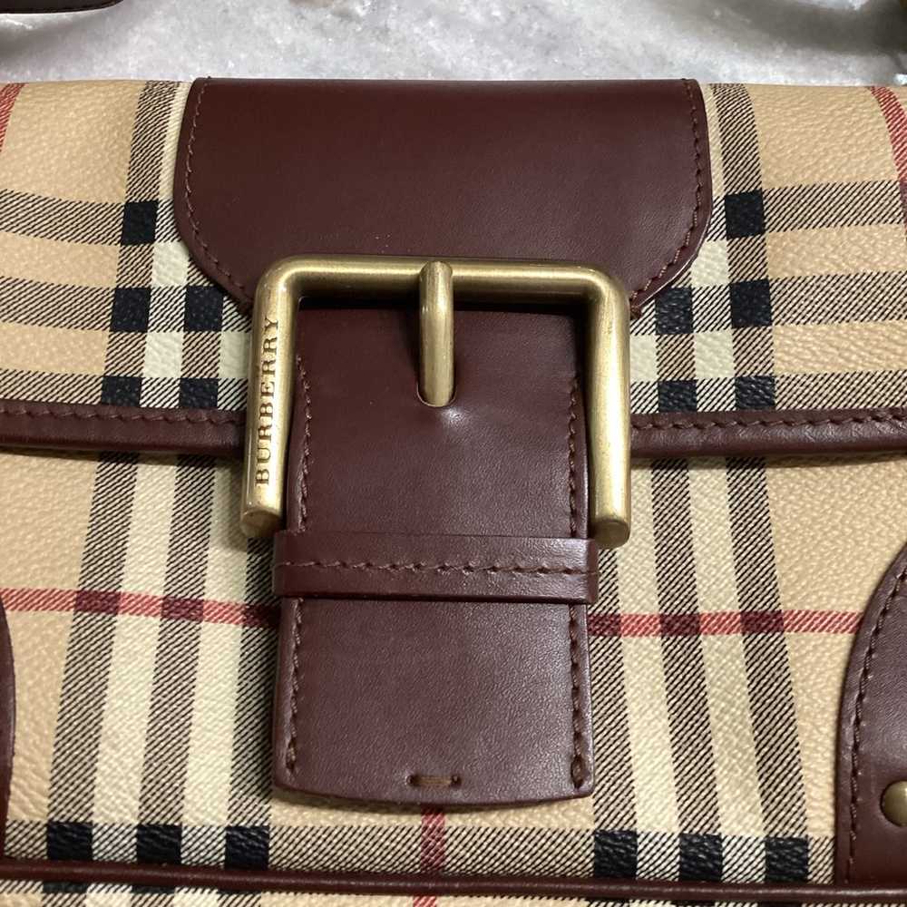 Burberry leather Shoulder Bag - image 8