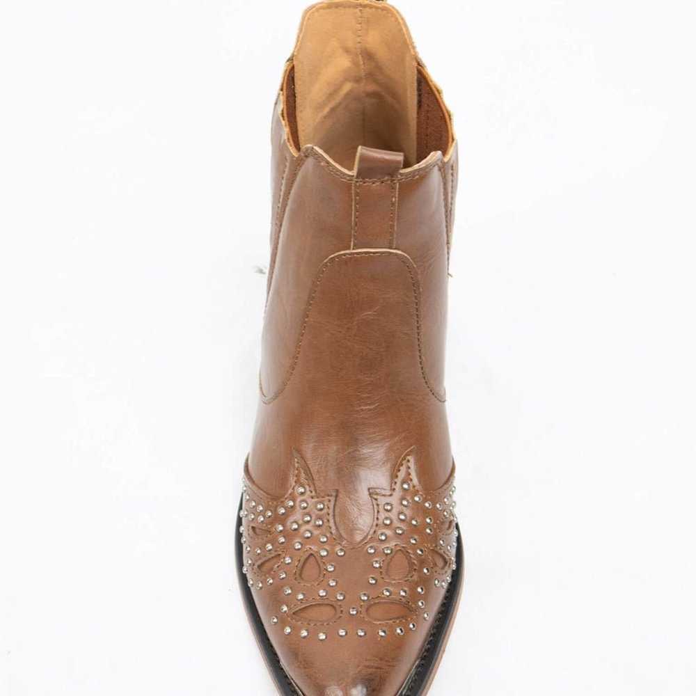 YOKI LEATHER WESTERN STUDED CHELSEA ANKLE BOOT si… - image 3