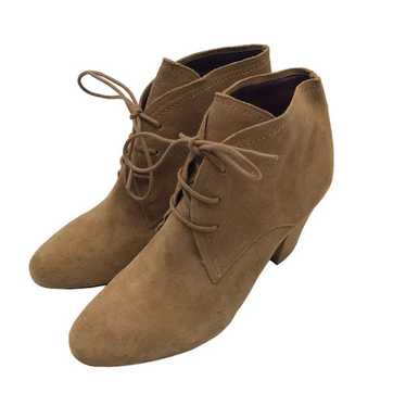 BCBGeneration Delphine Suede Booties 9 M Ankle Boo