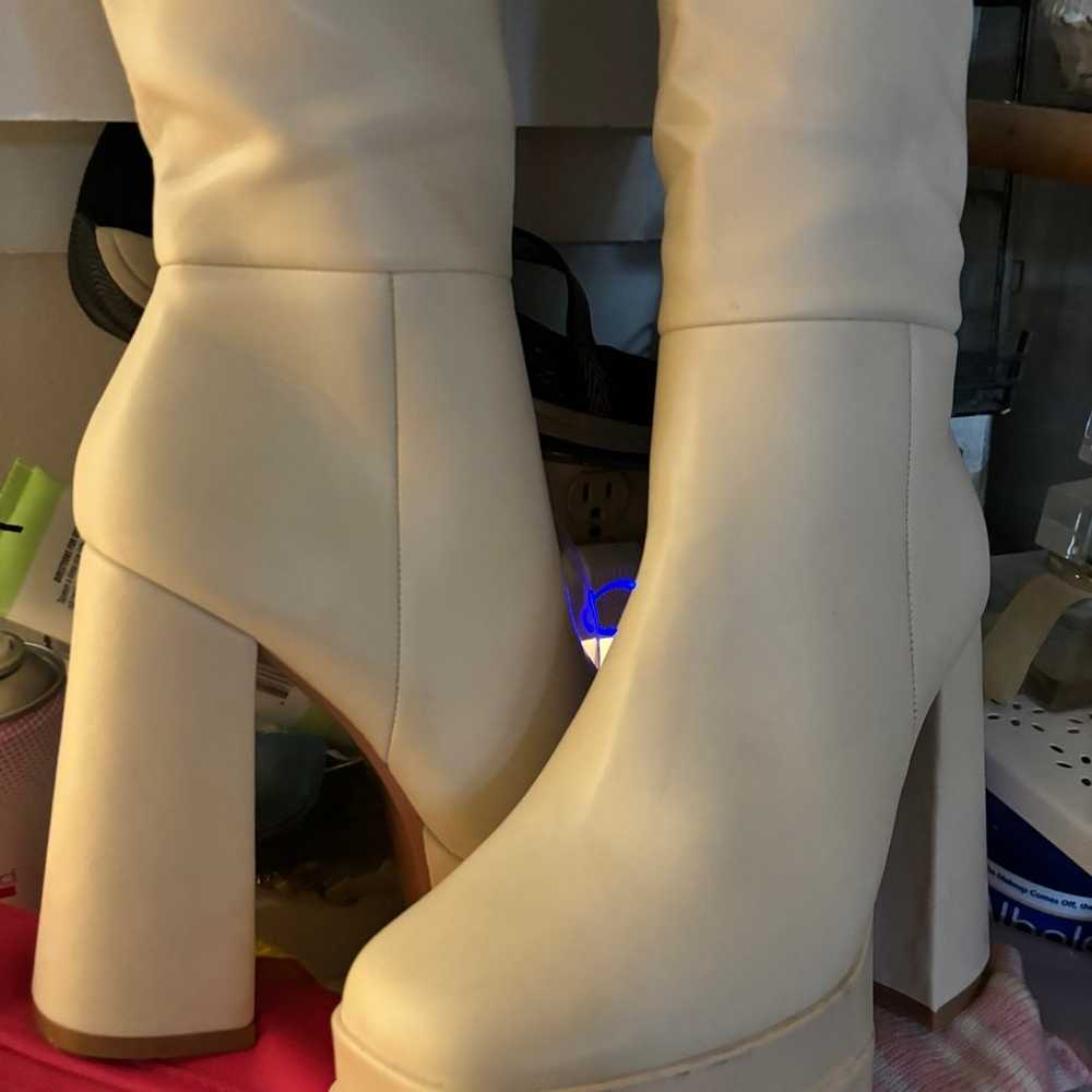 Women's tall boots - image 2
