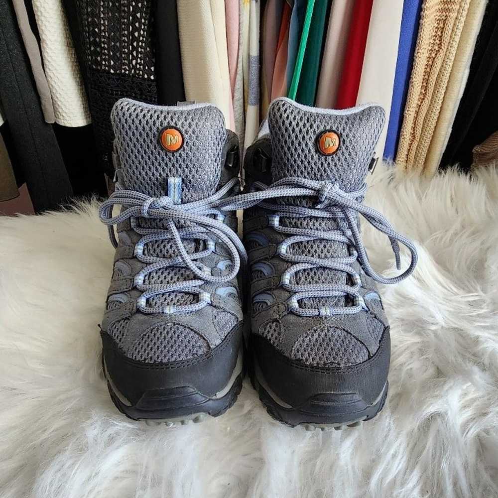 Merrell hiking shoes size 7.5 - image 1