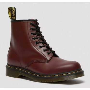 DR. MARTENS 1460 Lace Up Boot Size 5 - image 1